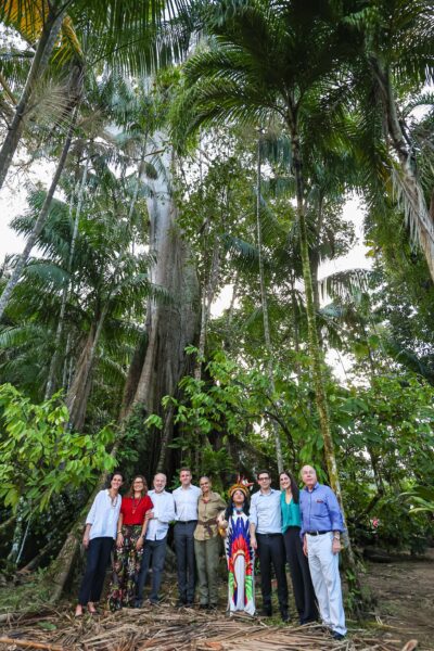 Representantes de Brasil e França visitam Ilha do Combu, no Pará / Amazônia