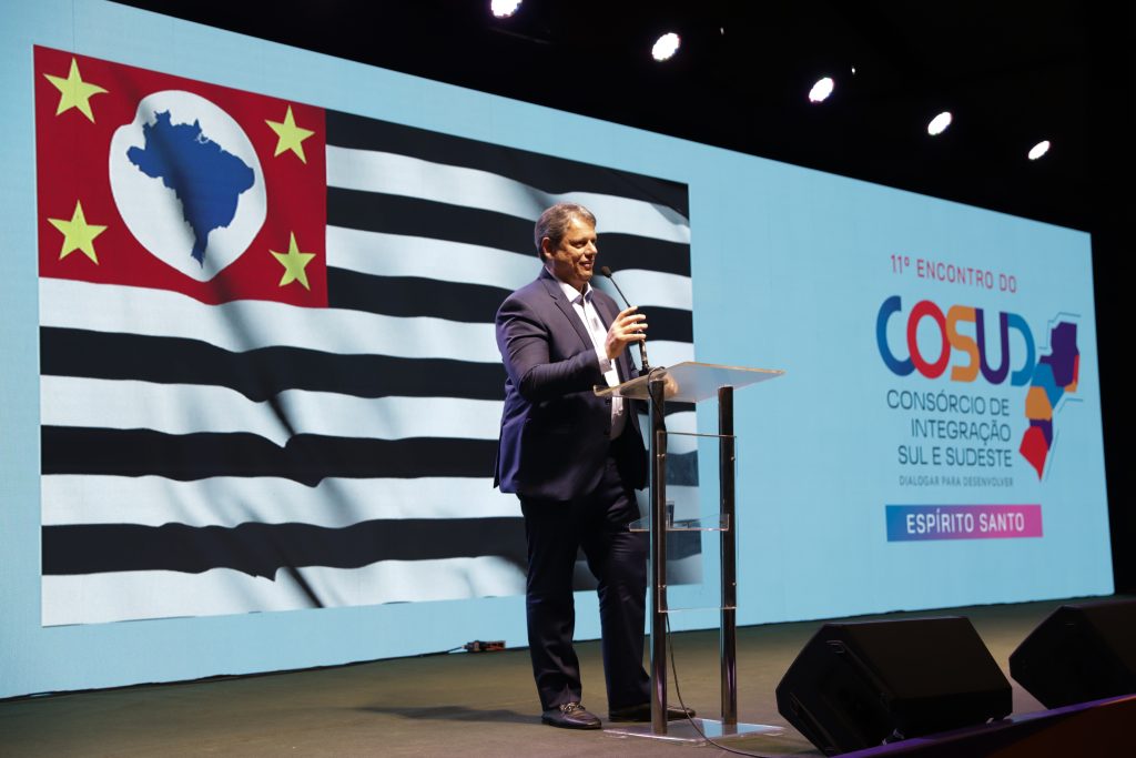 Tarcísio de Freitas -Governador do estado de SP -discursando no evento