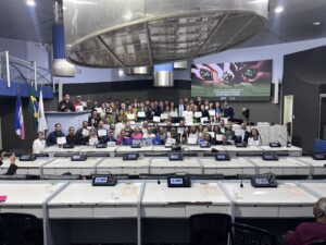 Câmara de Vitória faz homenagem ao ISB